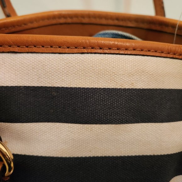 Michael Kors Hamilton - Picture 6 of 16